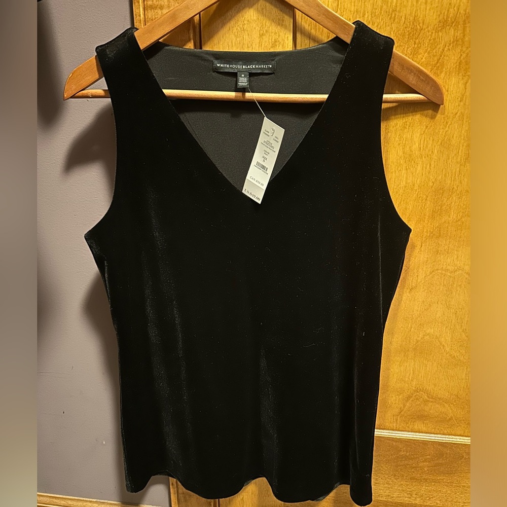 White House Black Market Velvet Dual Neck Shell. Size small, color: black, lined